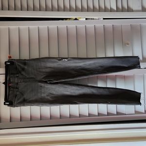 Spanx by Sara Blakely 💖